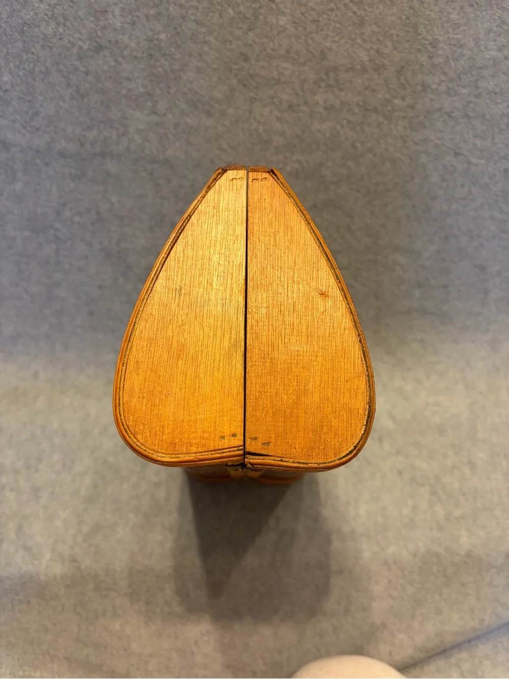 Vintage 1940s Carved Wood Mandala Box Purse